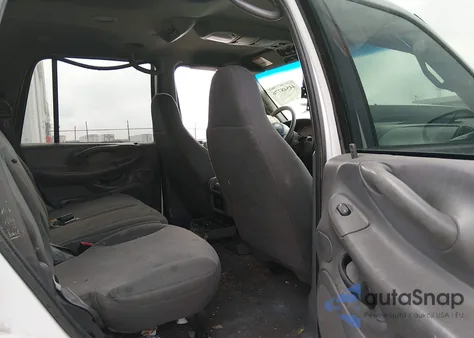 1999 Ford Expedition Eddie Bauer/Xlt from USA, damaged, VIN 1FMPU18L4XLA15032